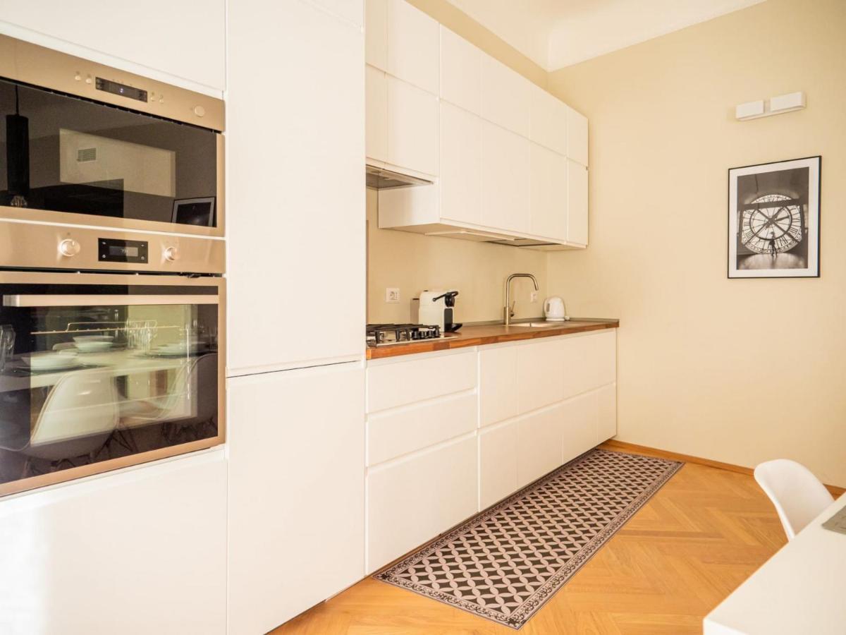 The Best Rent - Cozy Two-Bedrooms Apartment In Pasteur District Milánó Kültér fotó
